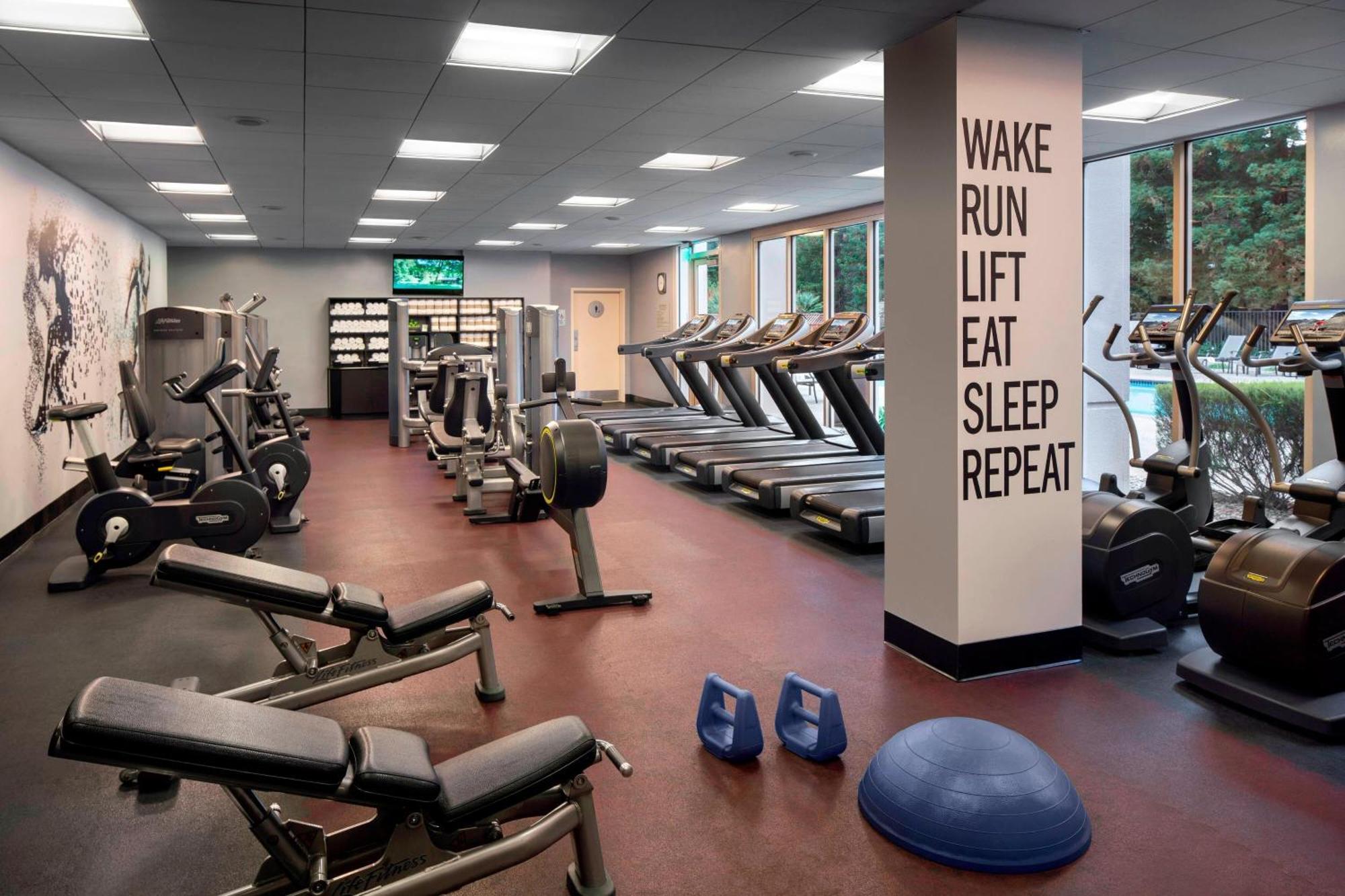 Отель San Ramon Marriott Экстерьер фото
