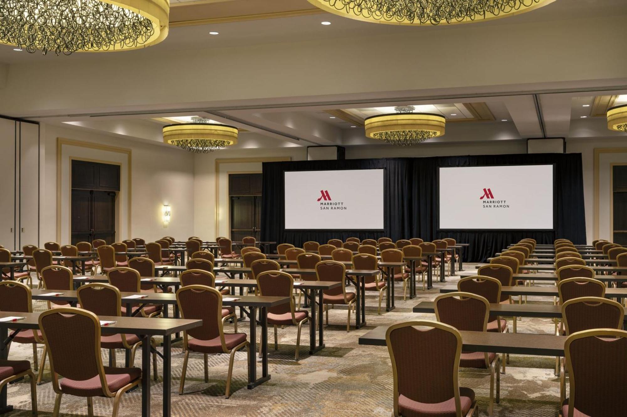 Отель San Ramon Marriott Экстерьер фото