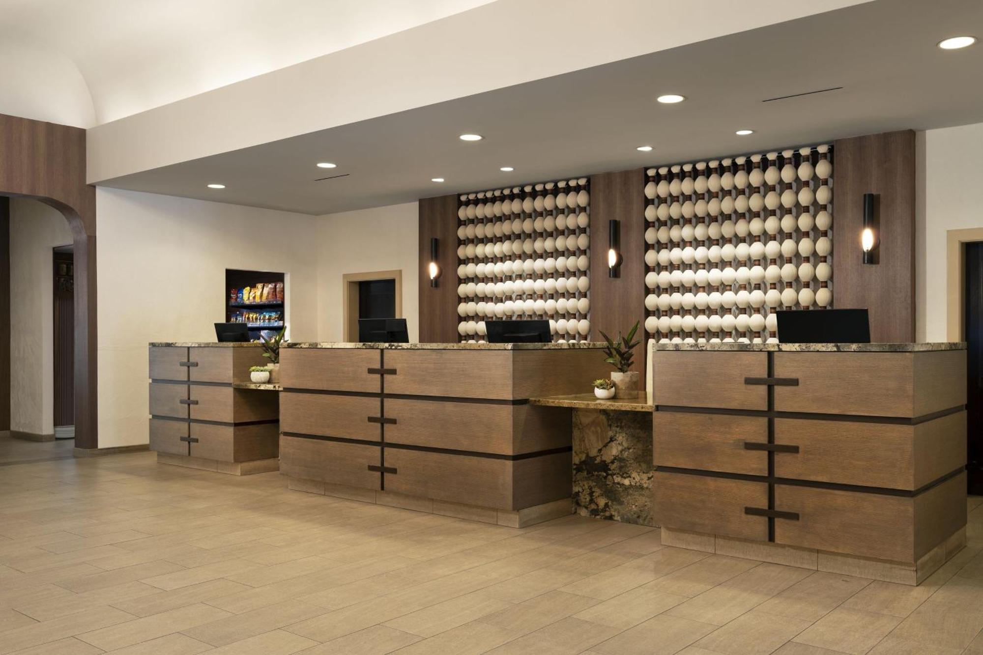 Отель San Ramon Marriott Экстерьер фото